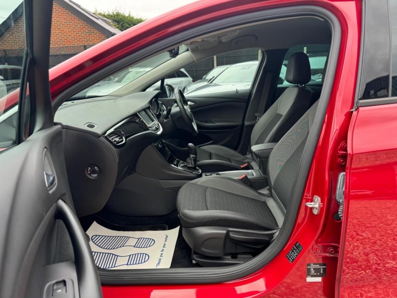 VAUXHALL ASTRA
