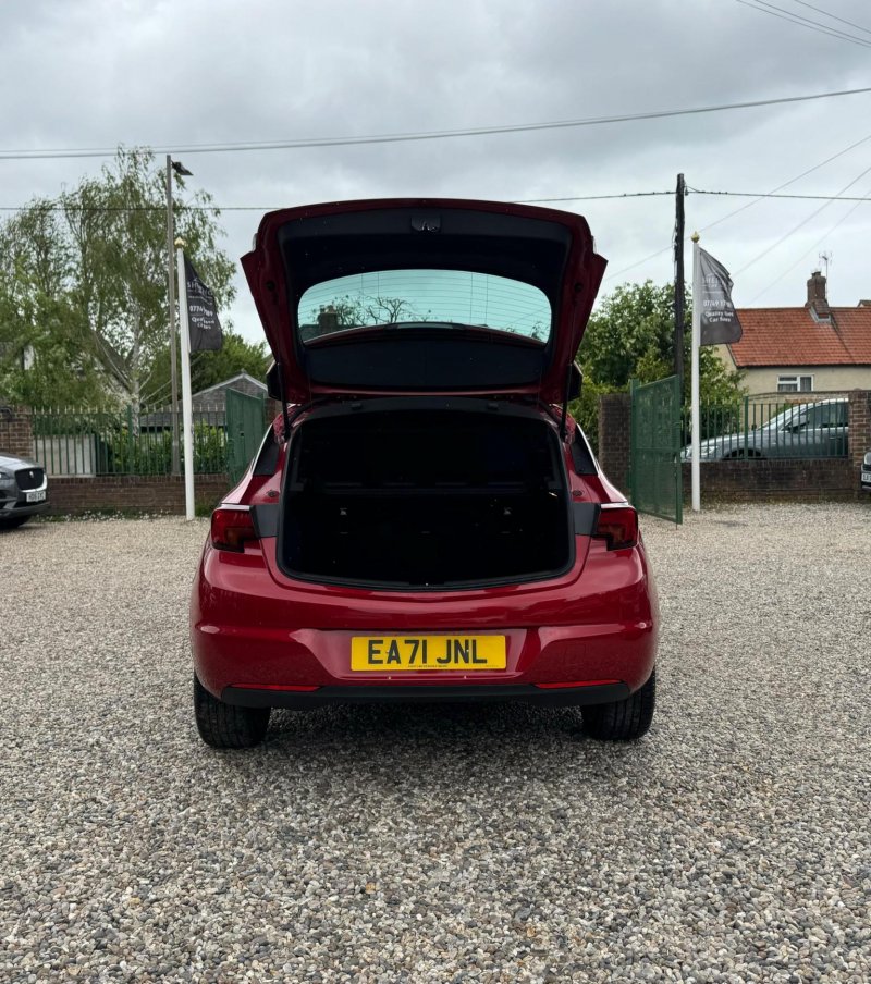 VAUXHALL ASTRA