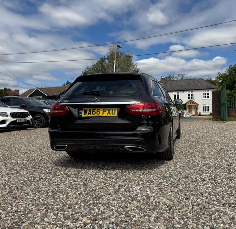 MERCEDES-BENZ C CLASS