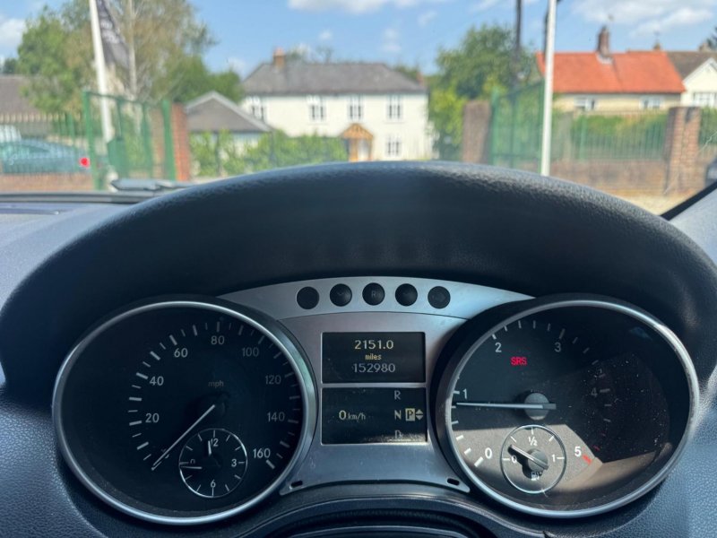 MERCEDES-BENZ M CLASS