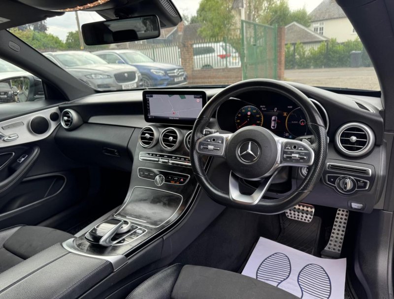 MERCEDES-BENZ C CLASS