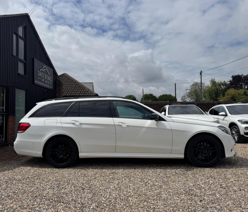 MERCEDES-BENZ E CLASS